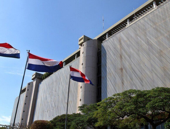 BCP Paraguay proyecta crecimiento económico 2025