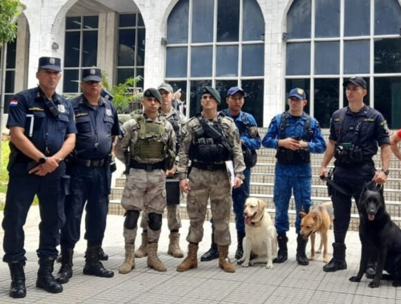 BOOMMM Evacúan Palacio de Justicia por amenaza