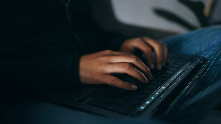 Estafadores usan IA para engañar con periodista