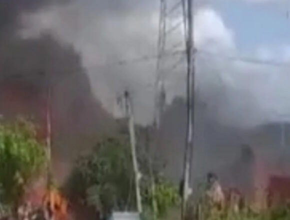 Hombre incendia su vivienda y afecta a vecinos