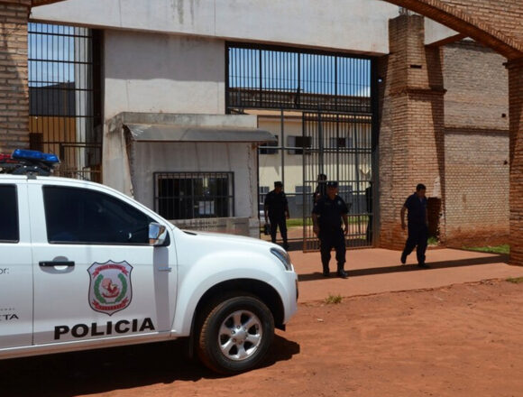 Reclusos de A Ultranza Buscan Controlar Cárceles