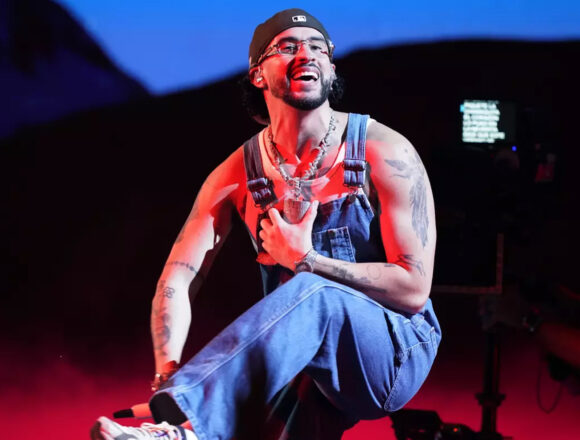 Bad Bunny Bad Bunny Revive Puerto Rico en “Debí Tirar Más Fotos”
