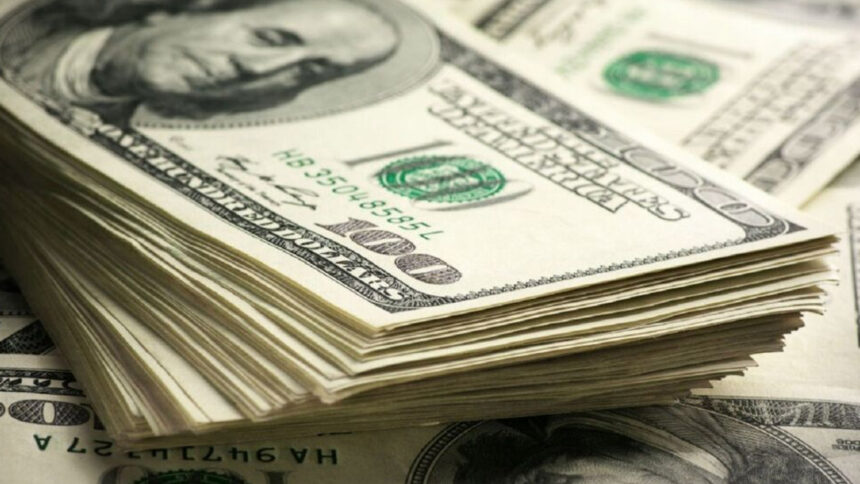 dolarr Dólar Sube 70 Puntos al Inicio del Año