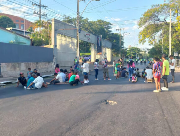 indigenas protestan Indígenas bloquean Artigas exigiendo soluciones urgentes