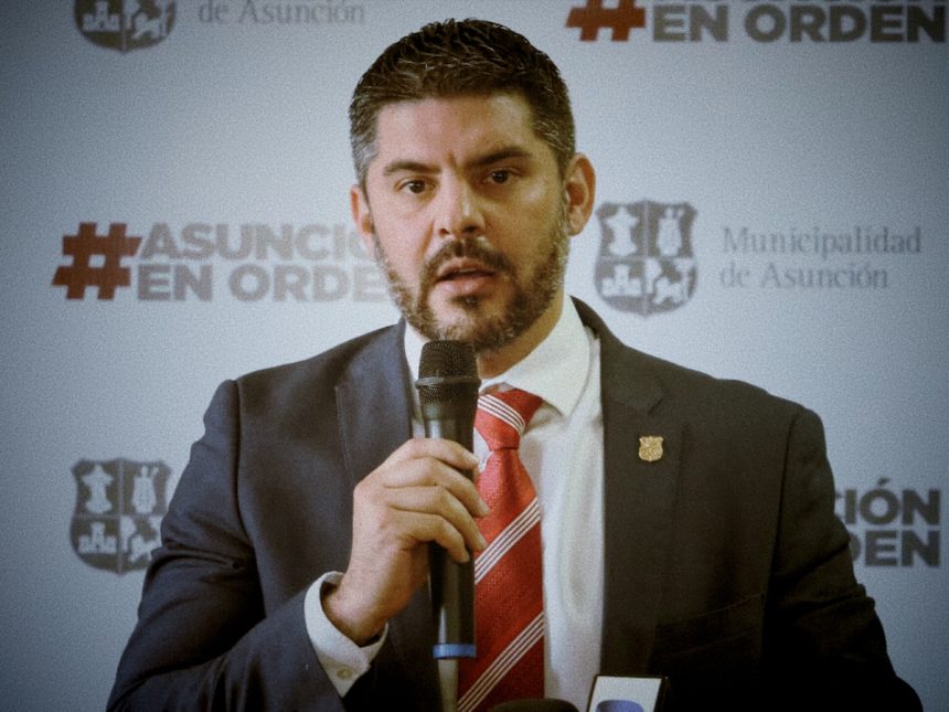 Nenecho lanza dardos y minimiza a rivales