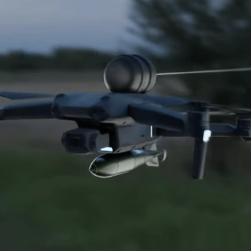 Drones con fibra óptica revolucionan guerra