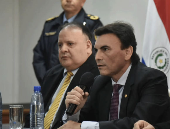 Carlos Pereira inicia intervención en Asunción