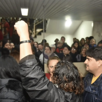 Protestan por salarios frente a Nenecho
