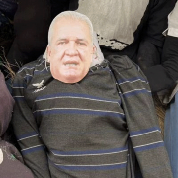 politicos Políticos paraguayos, favoritos como Judas Kái