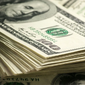 Agentes prevén dólar débil y 4% crecimiento