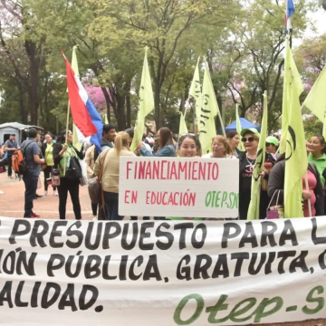 Huelga docentes divide Gobierno y gremio