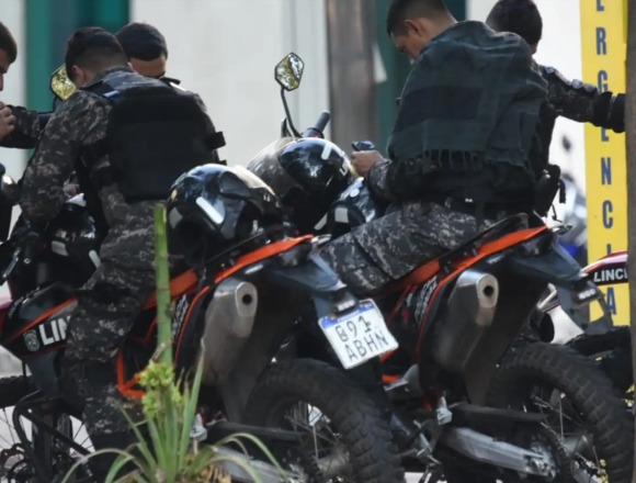 escritora Escritora denuncia atropello policial en protesta