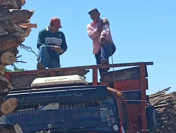zcañicultores Cañicultores bloquean ruta exigiendo tren