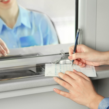 Aumento de depósitos bancarios pierde dinamismo